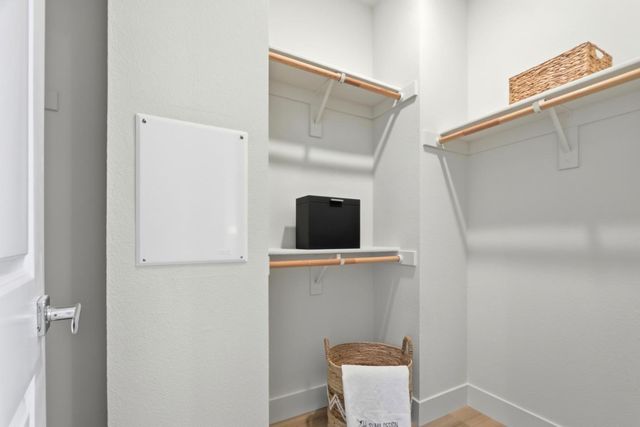552 Galt Terrace 4, Sunnyvale, CA 94085