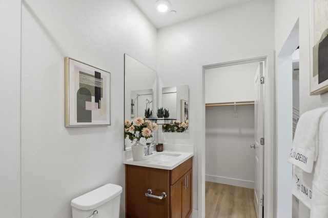 552 Galt Terrace 4, Sunnyvale, CA 94085