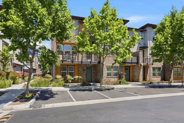 552 Galt Terrace 4, Sunnyvale, CA 94085