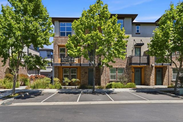 552 Galt Terrace 4, Sunnyvale, CA 94085