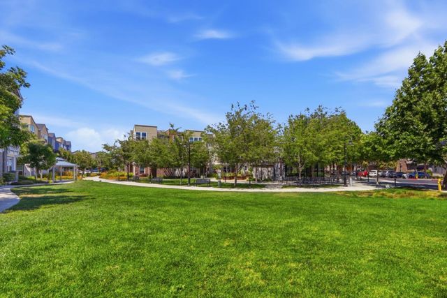 552 Galt Terrace 4, Sunnyvale, CA 94085