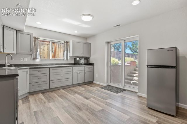 1865 Smoke Ridge Drive, Colorado Springs, CO 80919