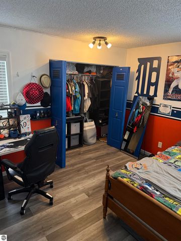 13352 Indian Road, Kewadin, MI 49648