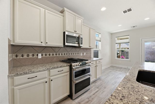 13926 Persimmon, San Antonio, TX 78245