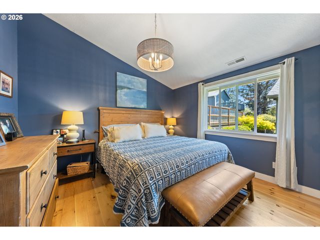 3468 Nw MARINE Ave, Lincoln City, OR 97367