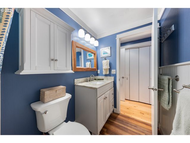 3468 Nw MARINE Ave, Lincoln City, OR 97367