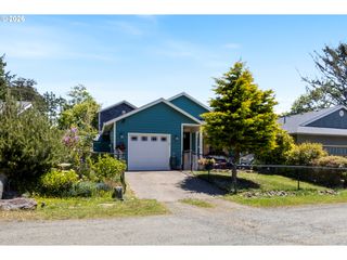 3468 Nw MARINE Ave, Lincoln City, OR 97367