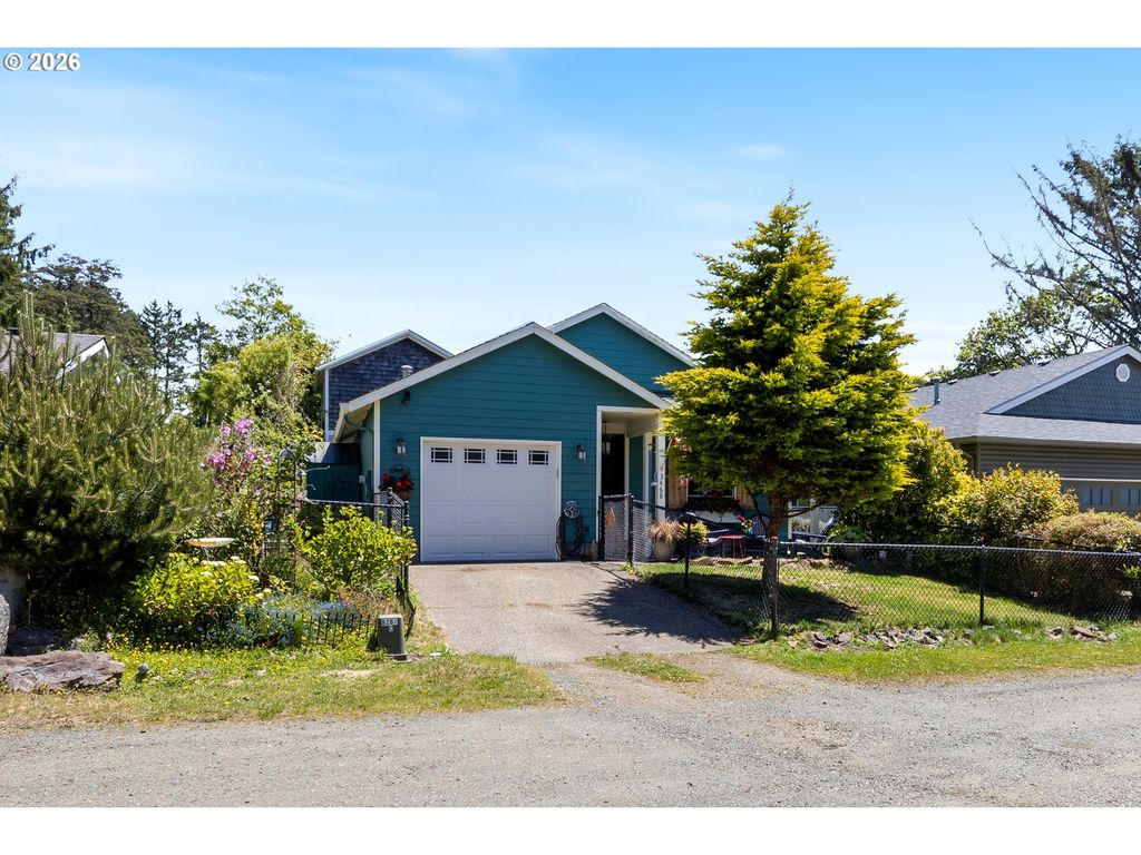 3468 Nw MARINE Ave, Lincoln City, OR 97367