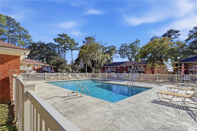 43 Colony Park Drive, Savannah, GA 31406