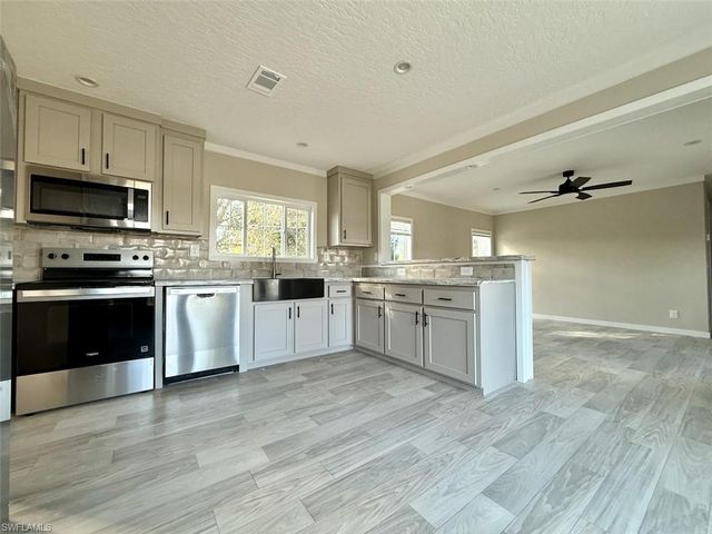 8104 Marx DR, North Fort Myers, FL 33917