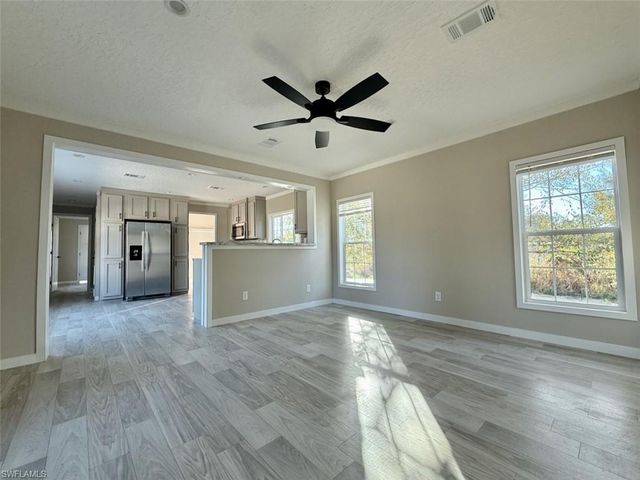 8104 Marx DR, North Fort Myers, FL 33917