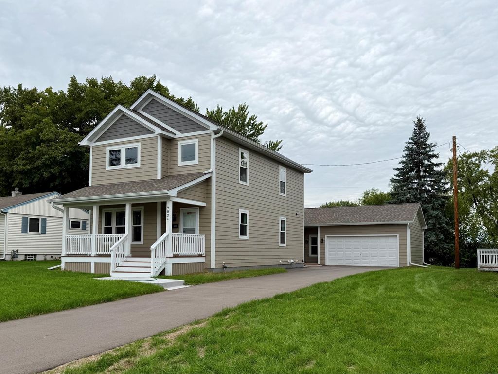 9034 Park Avenue S, Bloomington, MN 55420 — photo 2