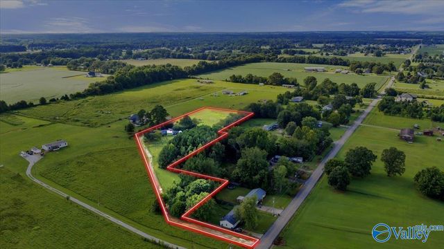 188 Bolden Hughey Road, Hazel Green, AL 35750