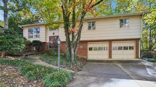 218 Shadowlawn Drive, Jamestown, NC 27282