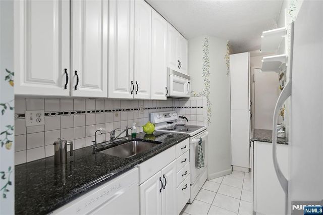 125 Prospect Avenue 8C, Hackensack, NJ 07601