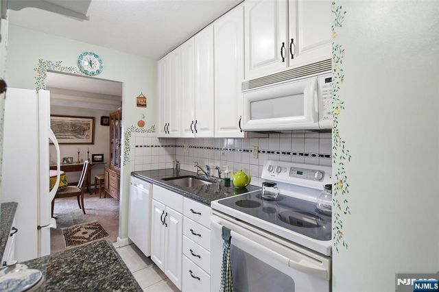 125 Prospect Avenue 8C, Hackensack, NJ 07601