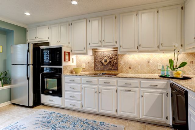 5170 Westgrove Drive 5170, Dallas, TX 75248