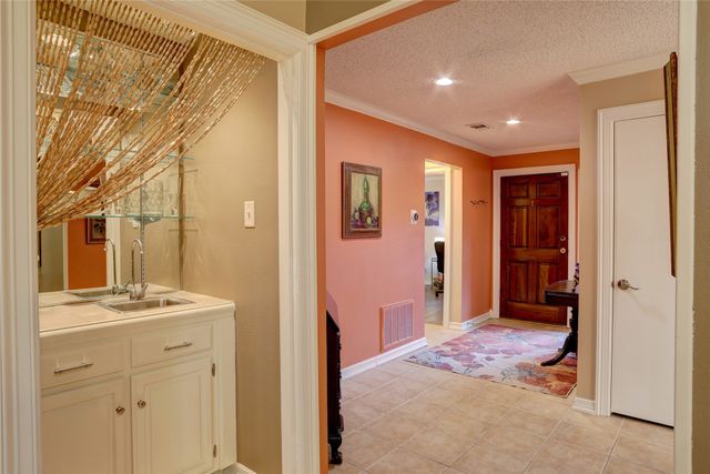 5170 Westgrove Drive 5170, Dallas, TX 75248