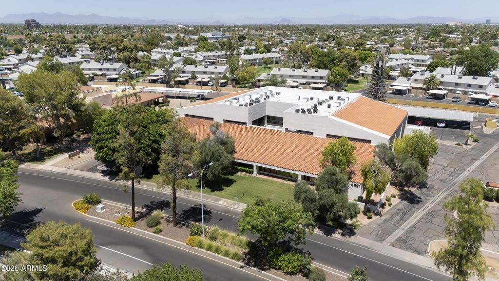 4801 S LAKESHORE Drive 101, Tempe, AZ 85282 — exterior
