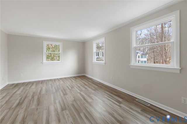 8391 Cardova Cir, Henrico, VA 23227