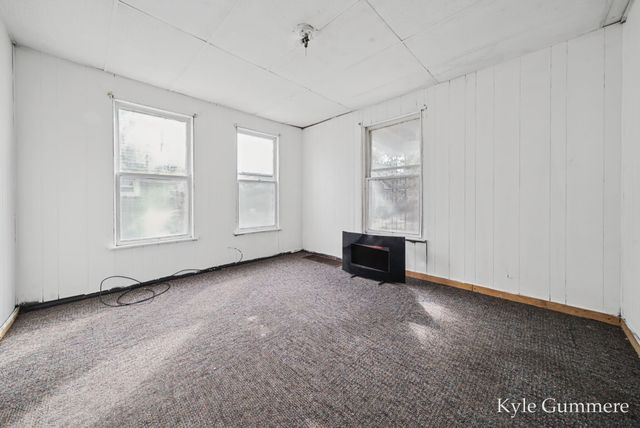 1116 Kalamazoo Avenue SE, Grand Rapids, MI 49507