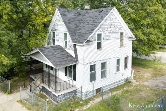 1116 Kalamazoo Avenue SE, Grand Rapids, MI 49507