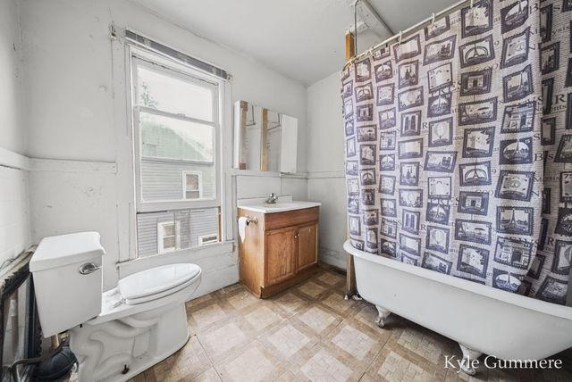 1116 Kalamazoo Avenue SE, Grand Rapids, MI 49507