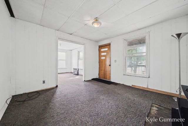 1116 Kalamazoo Avenue SE, Grand Rapids, MI 49507