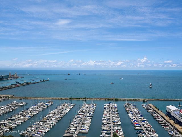 155 N HARBOR Drive 310, Chicago, IL 60601