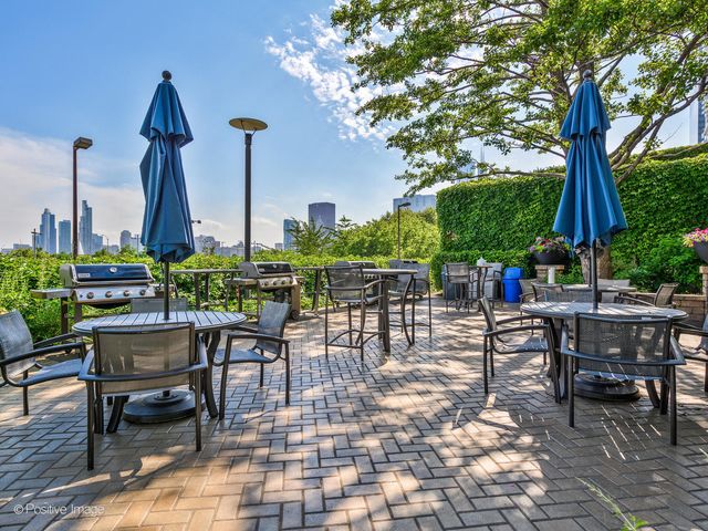 155 N HARBOR Drive 310, Chicago, IL 60601
