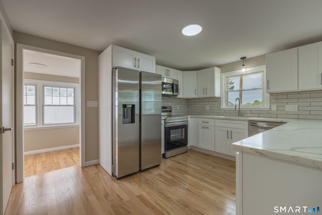 14 Catherine Court, Milford, CT 06460