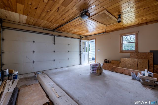 14 Catherine Court, Milford, CT 06460