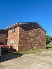 812 Pembroke Oak Grove Rd Apt 14, Oak Grove, KY 42262