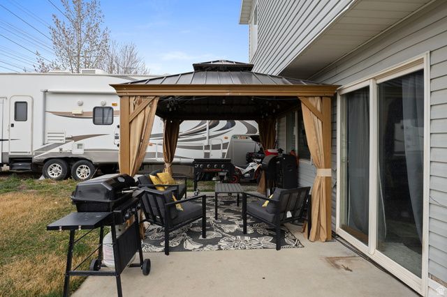 5762 S TROWBRIDGE WAY, Salt Lake City, UT 84118