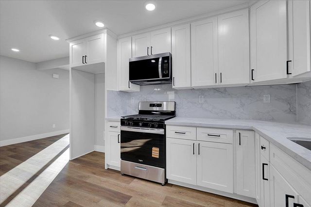 705 Gray Ave, Yuba City, CA 95991