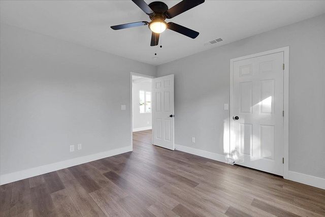 705 Gray Ave, Yuba City, CA 95991