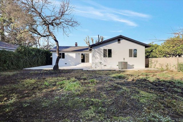 705 Gray Ave, Yuba City, CA 95991