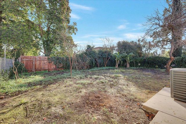 705 Gray Ave, Yuba City, CA 95991