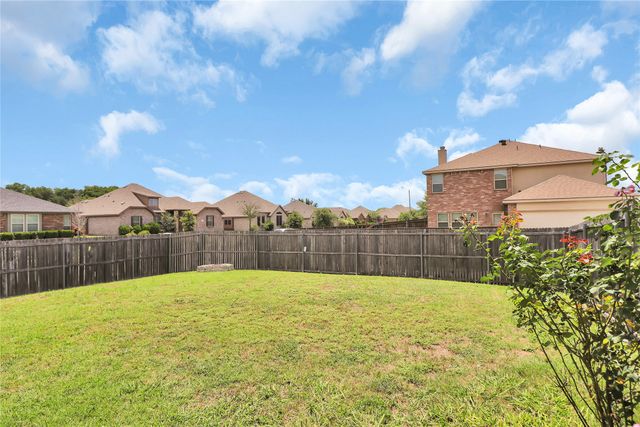 728 Snapdragon Lane, Desoto, TX 75115