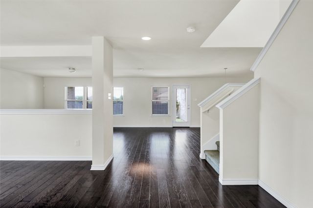 728 Snapdragon Lane, Desoto, TX 75115