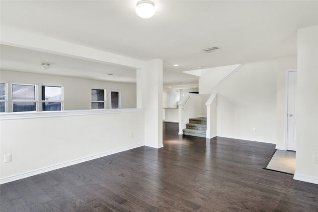 728 Snapdragon Lane, Desoto, TX 75115