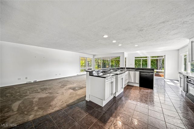 5459 Coronada Drive, Mentor, OH 44060