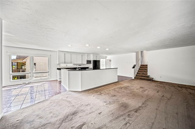 5459 Coronada Drive, Mentor, OH 44060