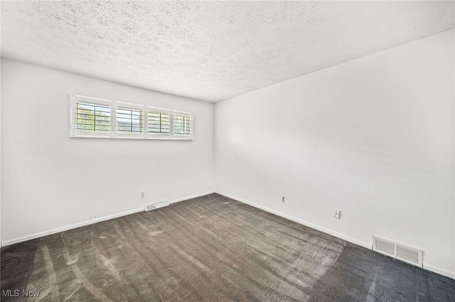 5459 Coronada Drive, Mentor, OH 44060