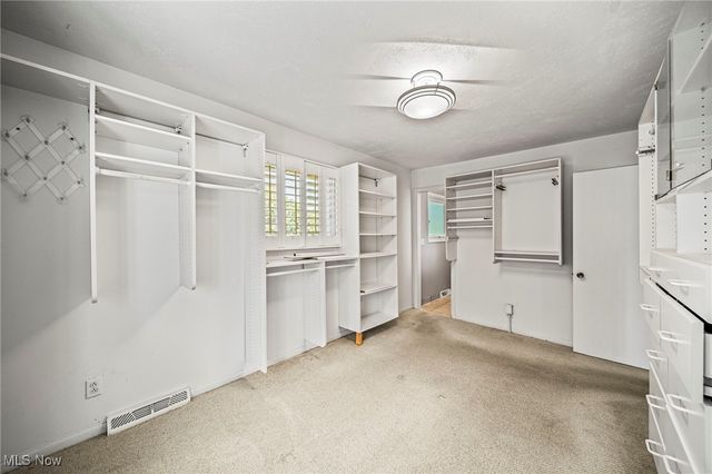 5459 Coronada Drive, Mentor, OH 44060