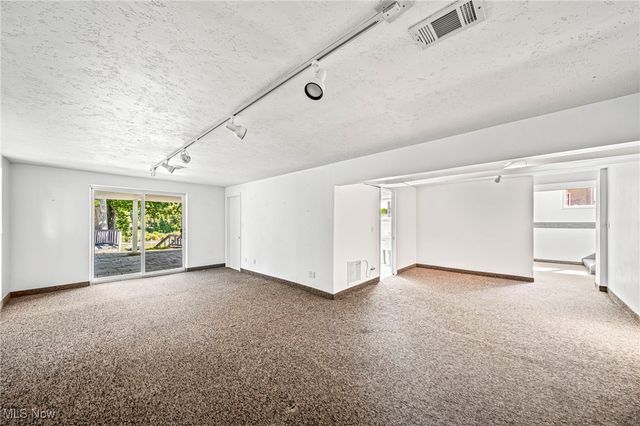 5459 Coronada Drive, Mentor, OH 44060