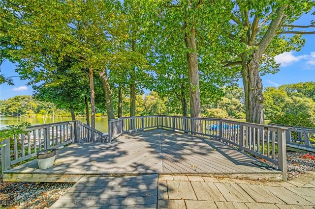 5459 Coronada Drive, Mentor, OH 44060