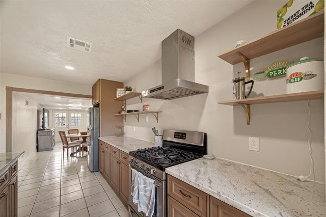 1406 Sigma Street, Pasadena, TX 77504