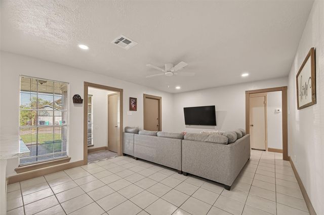 1406 Sigma Street, Pasadena, TX 77504