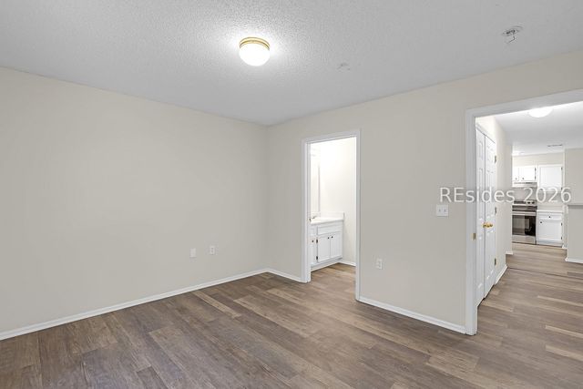 50 Pebble Beach Cv Apt D115, Bluffton, SC 29910
